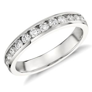 NWOT 14k White Gold Diamond Band